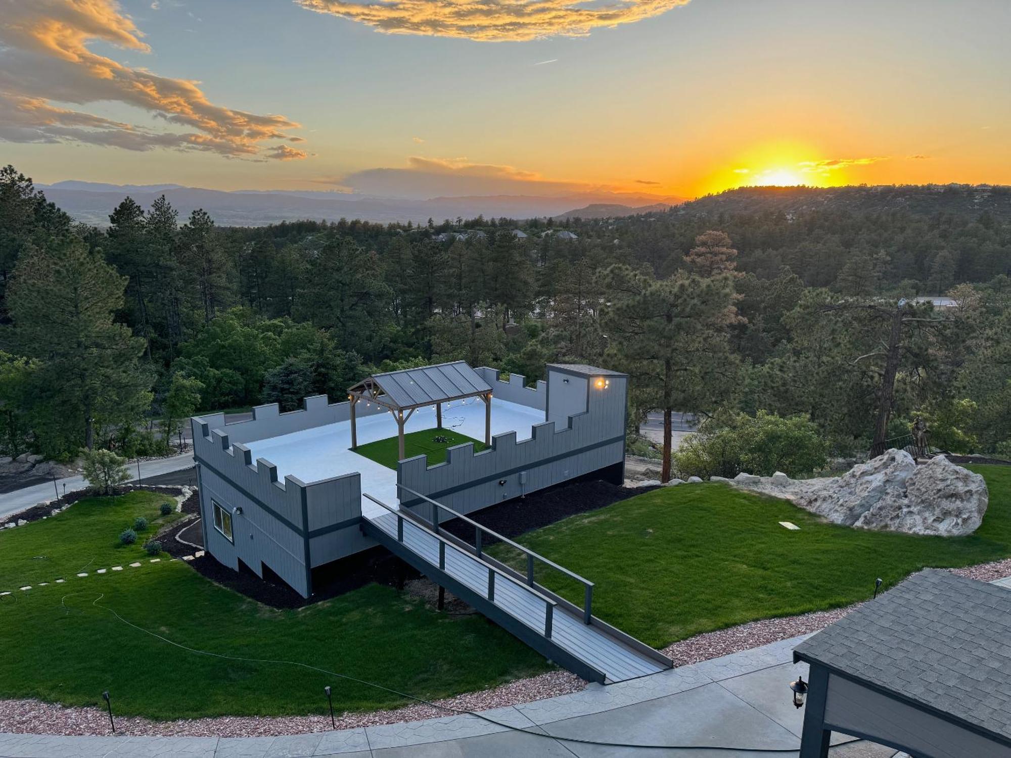 Castle In The Pines Aparthotel Castle Rock Bagian luar foto