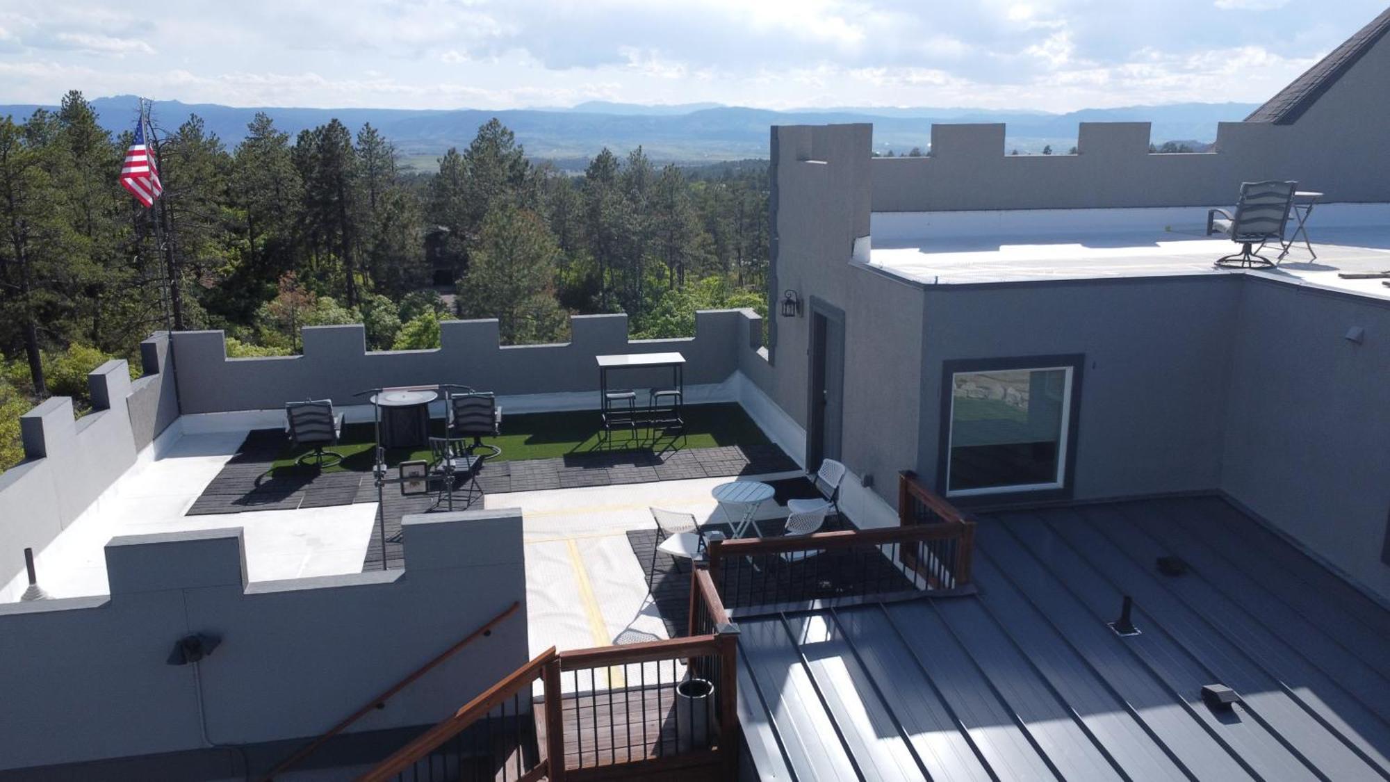 Castle In The Pines Aparthotel Castle Rock Bagian luar foto